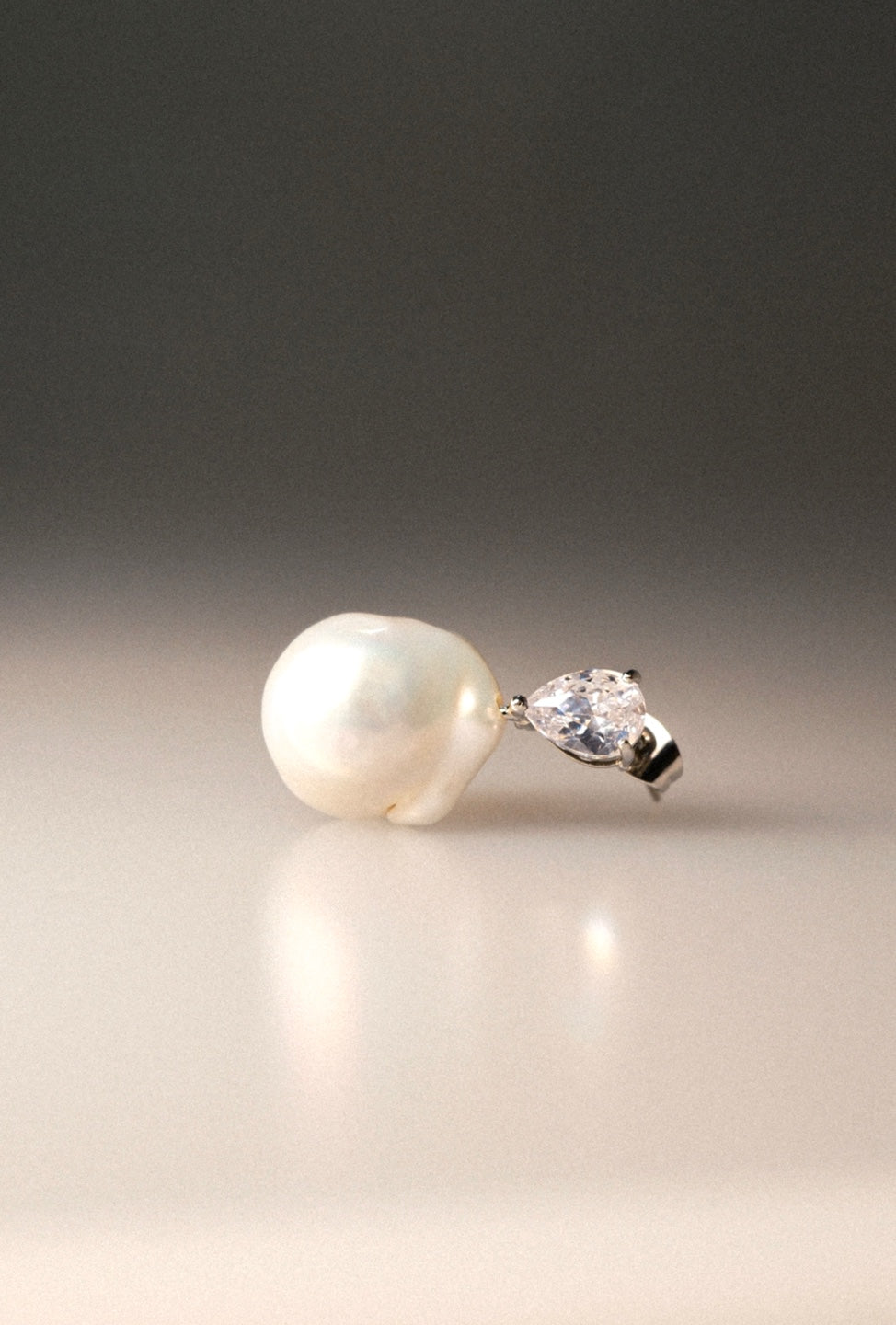 Baroque Pearl Earring