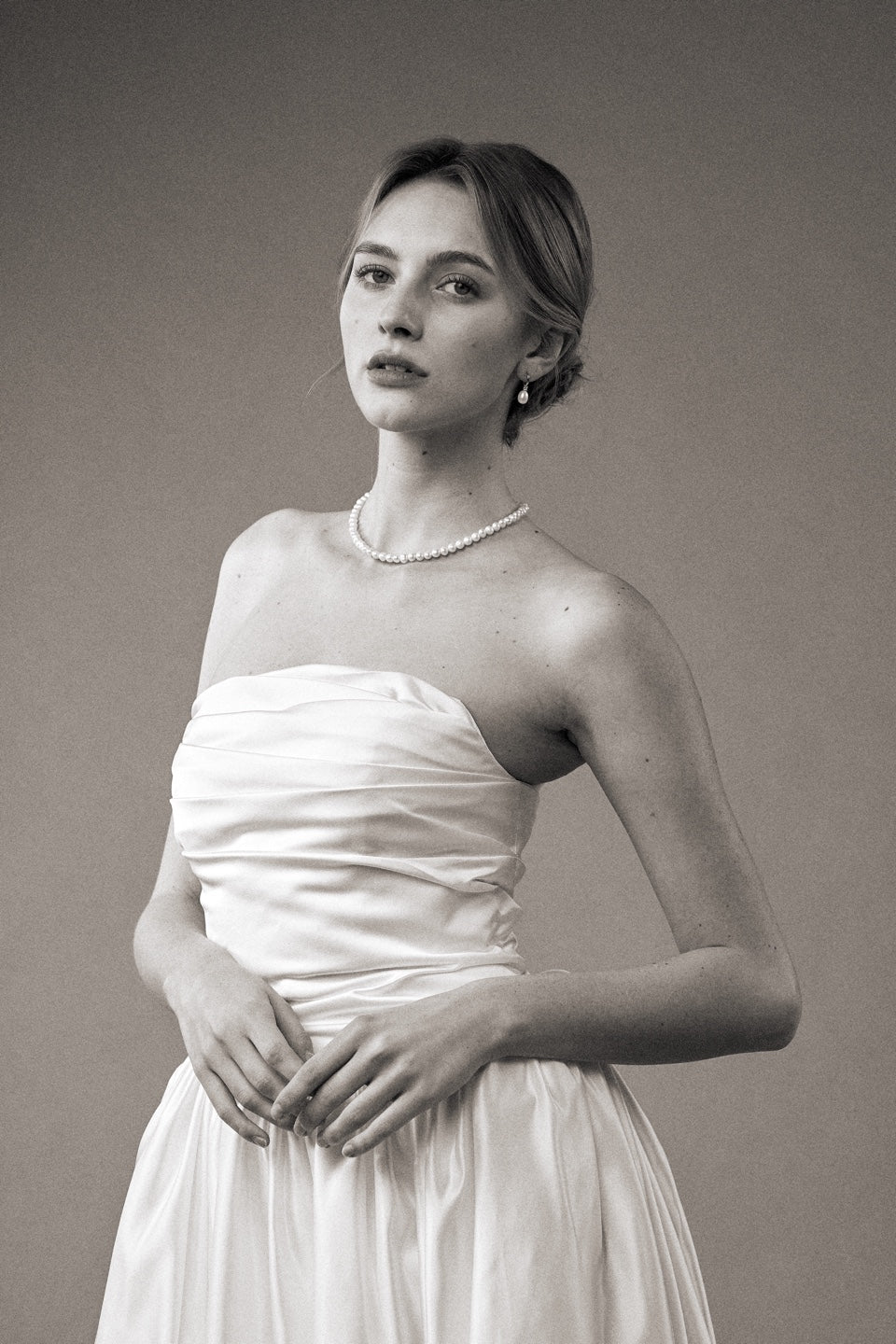 Shining Pearl Earring
